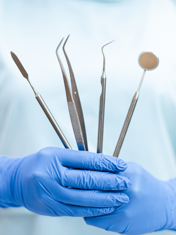 Kako se nositi s oteklinom nakon ugradnje implantata